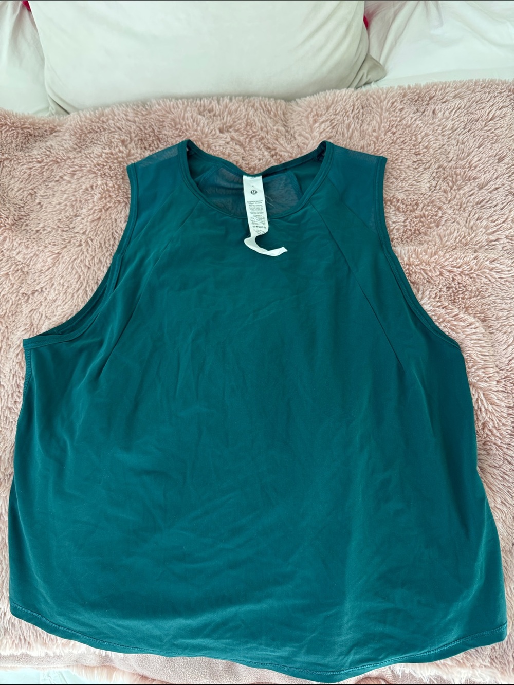 Lululemon tank top size 4